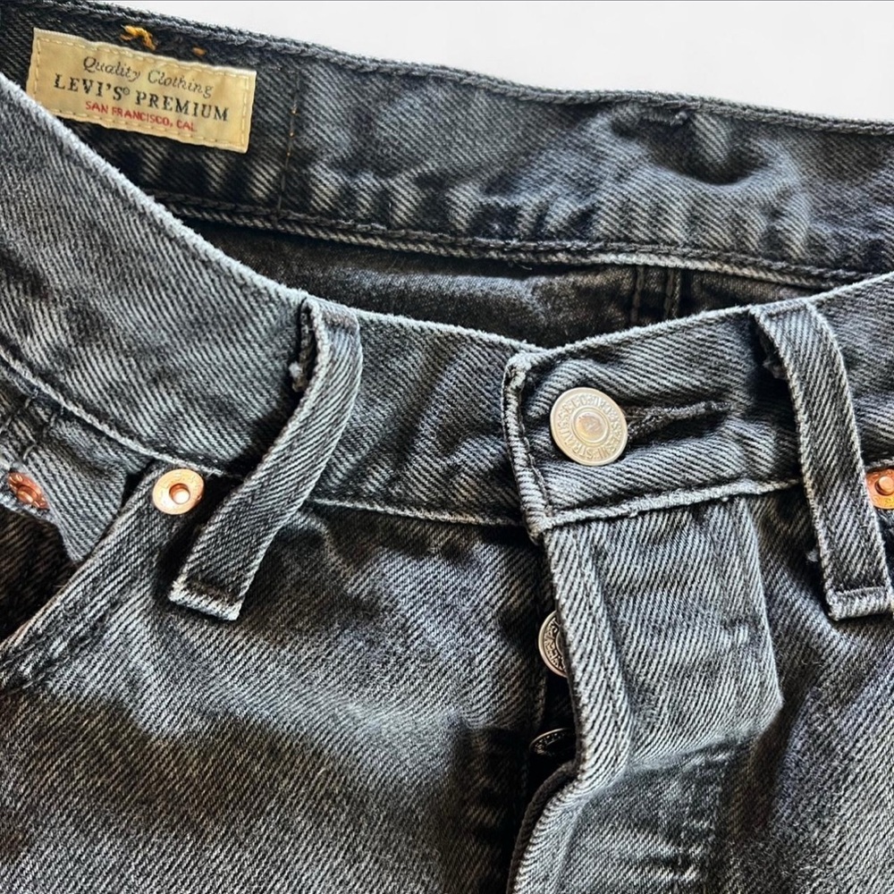 🖤Levi’s Black 501 100% Cotton Premium Water<Less Button Fly Jeans W27 L28 - Picture 4 of 10